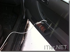 ITler-Autotür-Netzwerk-Kabel