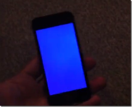 iPhone-5S-Blue-Screen-Of-Death