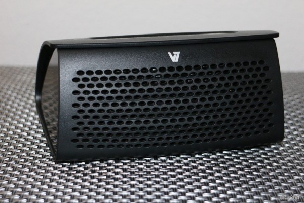V7-Retro-Bluetooth-Lautsprecher-Powerbank-im-Test (4)
