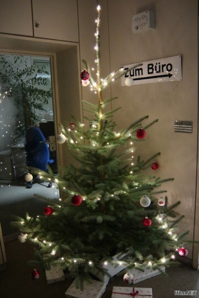 IT-Büro-Weihnachtsbaum